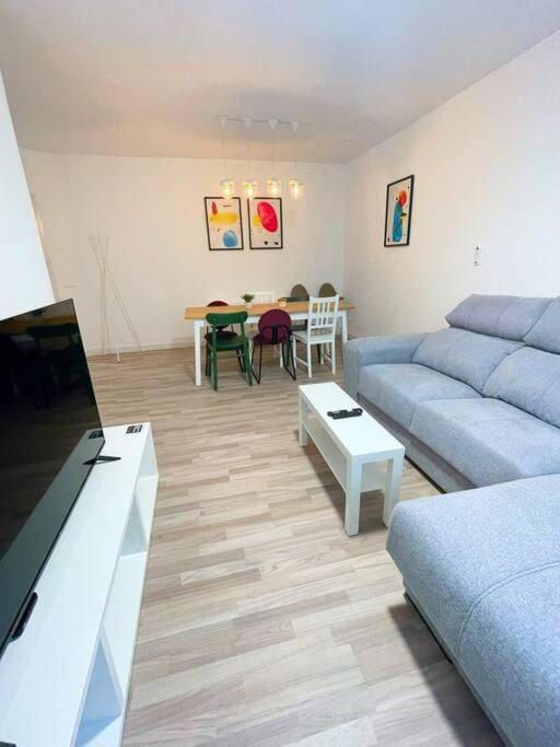 Modern Apartment In Malaga - Rosas Ngoại thất bức ảnh